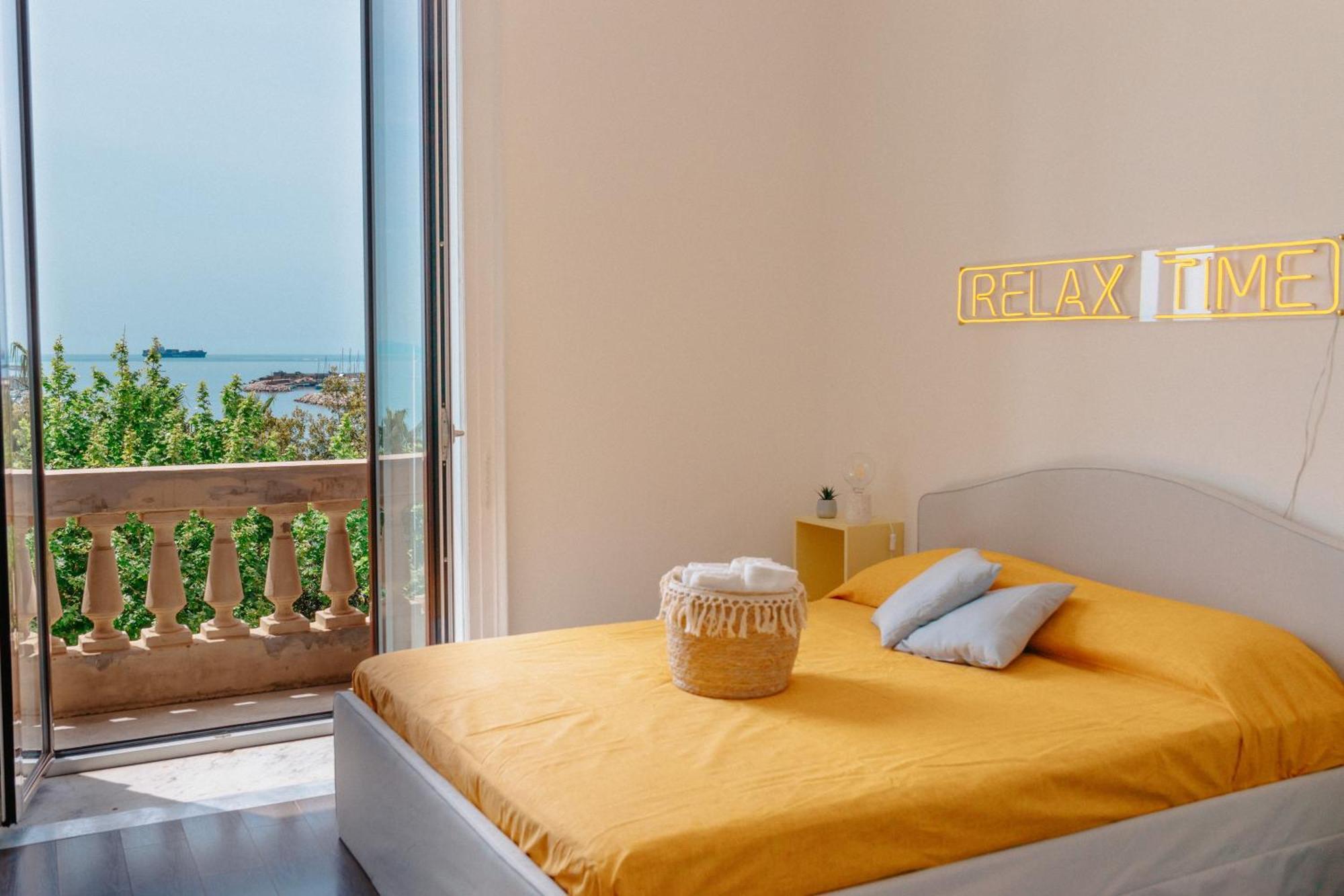 Blue Sea View Apartment Salerno Esterno foto