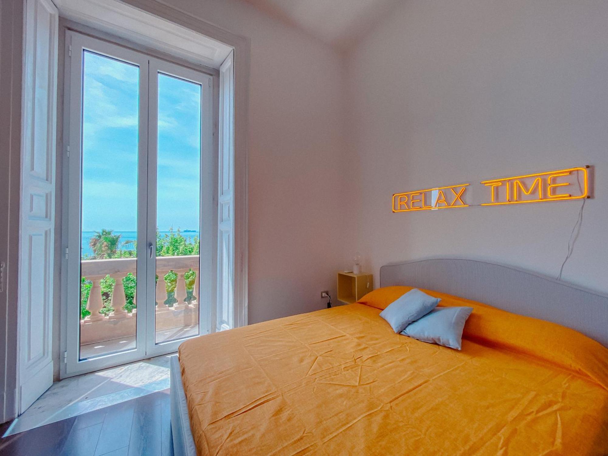 Blue Sea View Apartment Salerno Esterno foto