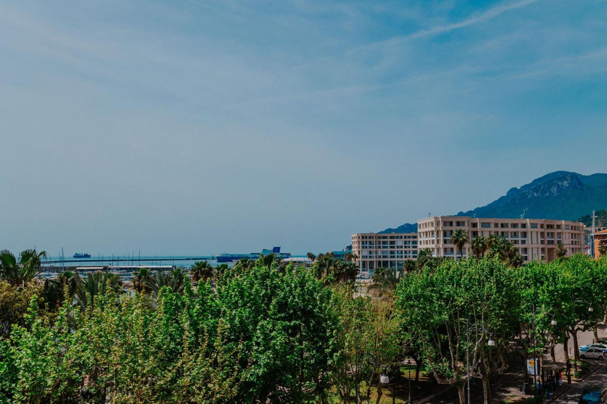 Blue Sea View Apartment Salerno Esterno foto